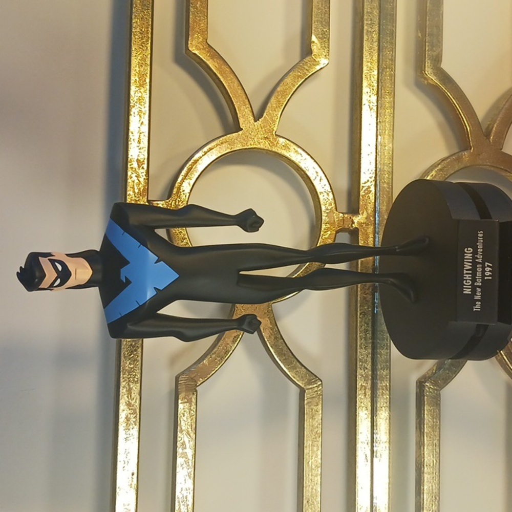 1997 NIGHTWING-DC DIRECT MAQUETTE SERIES, 9 inches Statue,Limited 0401-2000.